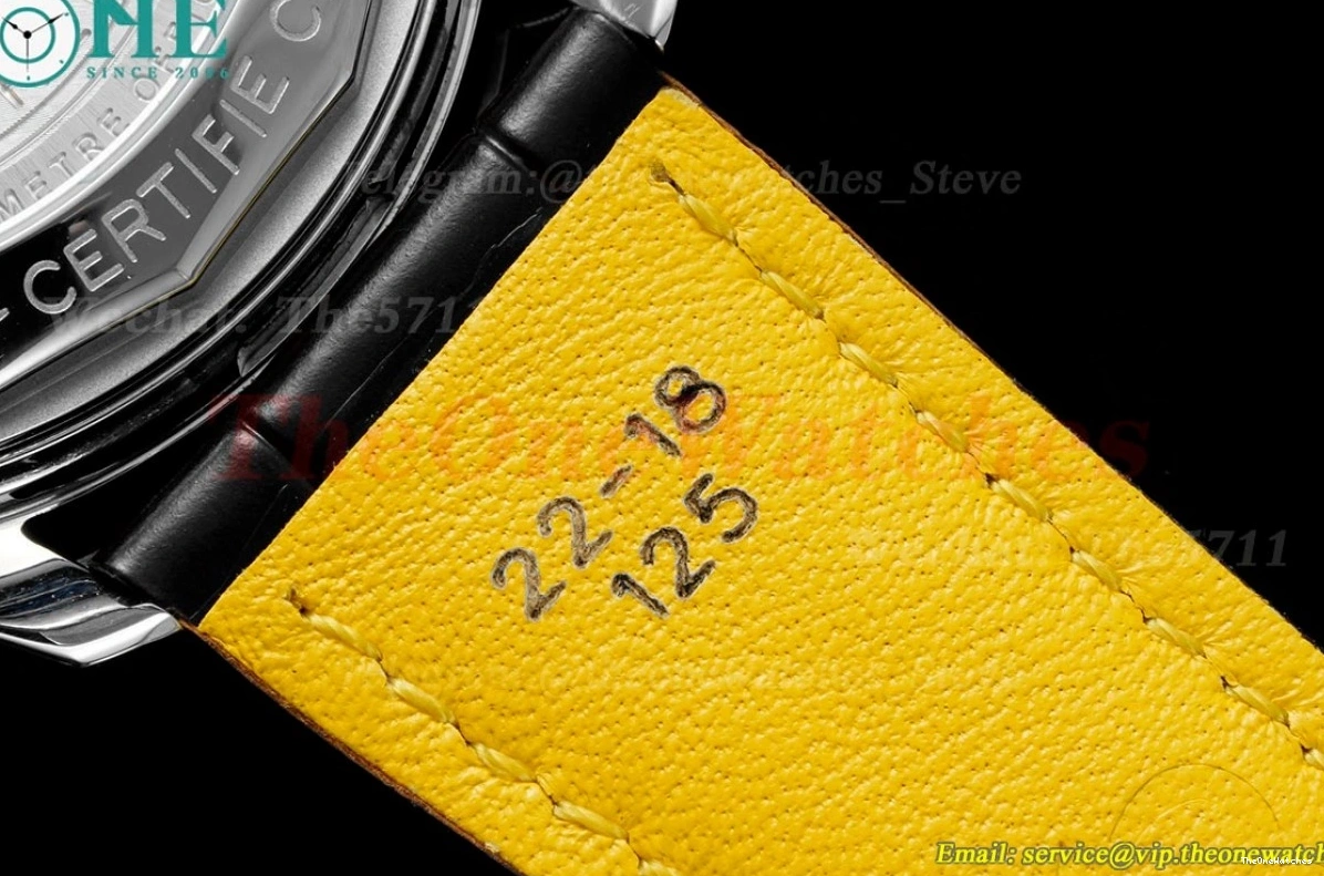 LE Asian BLSF Chronograph Navitimer SS B01 Stk White B01 0204